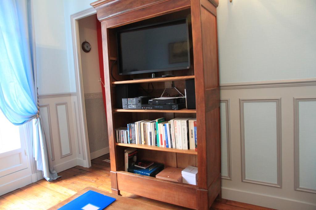 Apartment Lourmel باريس الغرفة الصورة